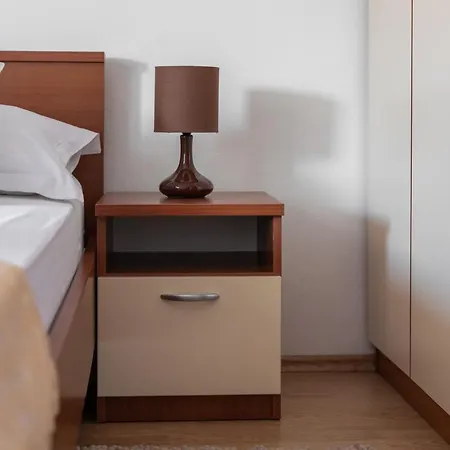 Barba Apartment *
