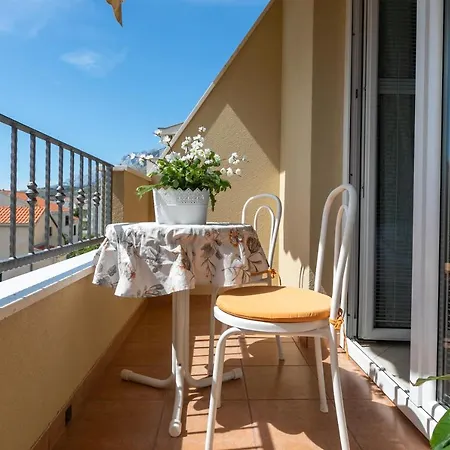 Barba Apartment