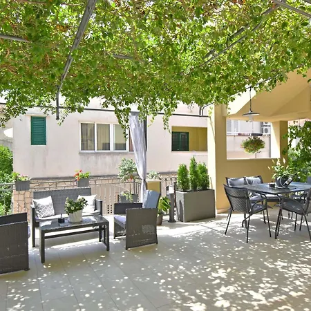 Apartment Barba Tucepi
